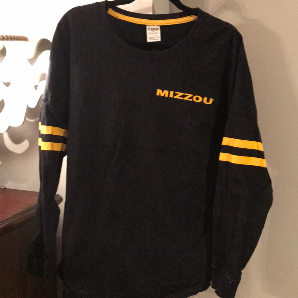 Black and gold love pink Missouri t shirt